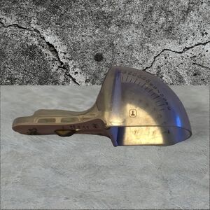 Pampered chef measuring cup